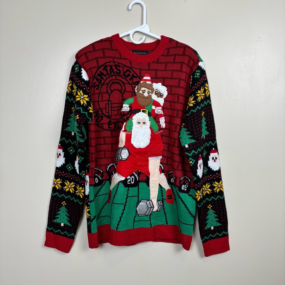 Blizzard Bay Sweater Men M Red Green Santas Gym Ugly Christmas Pull Over Sweater